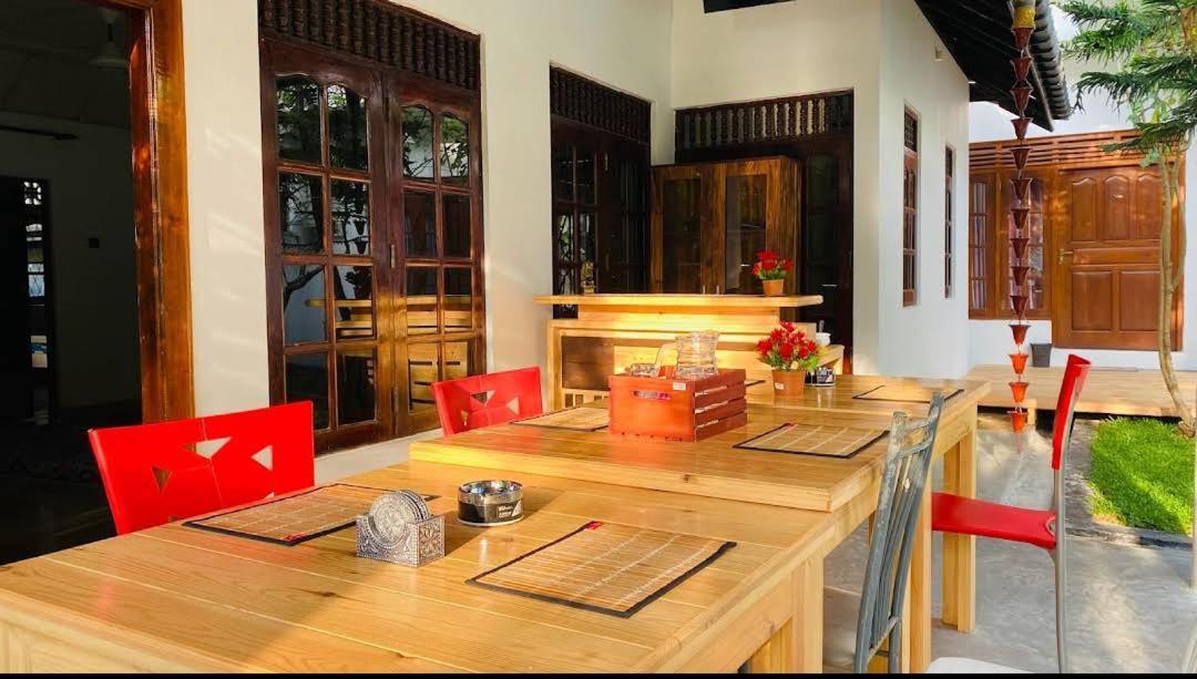 Rituale Guest House - Surf & Yoga Мирисса Экстерьер фото