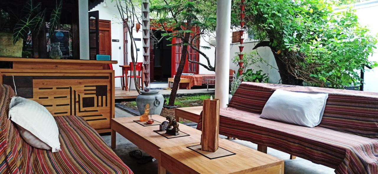 Rituale Guest House - Surf & Yoga Мирисса Экстерьер фото