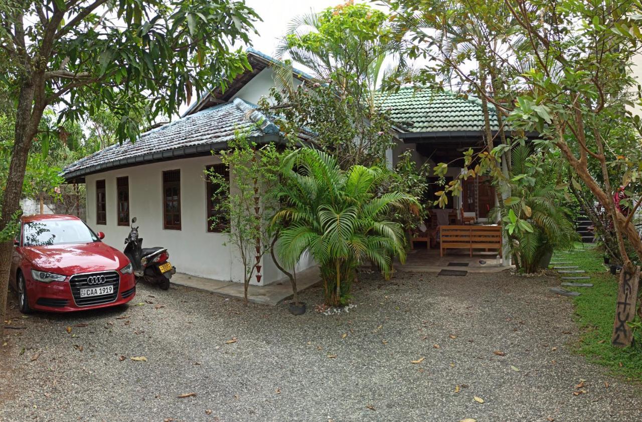 Rituale Guest House - Surf & Yoga Мирисса Экстерьер фото